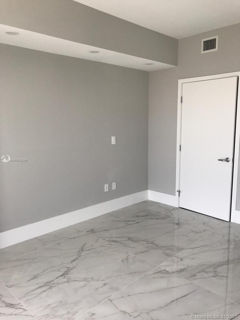 THE HARBOUR SOUTH CONDO - Residential Lease