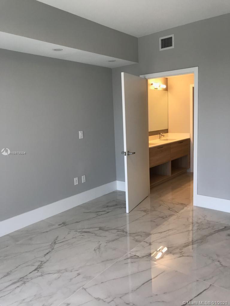 THE HARBOUR SOUTH CONDO - Residential Lease