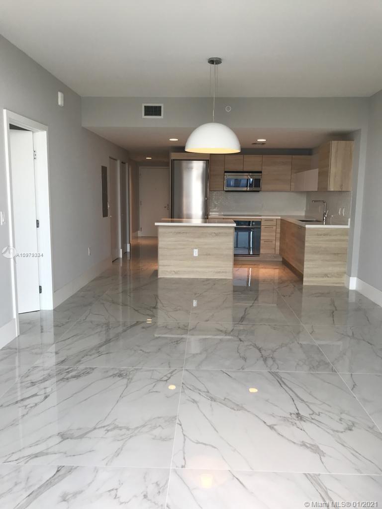 THE HARBOUR SOUTH CONDO - Residential Lease