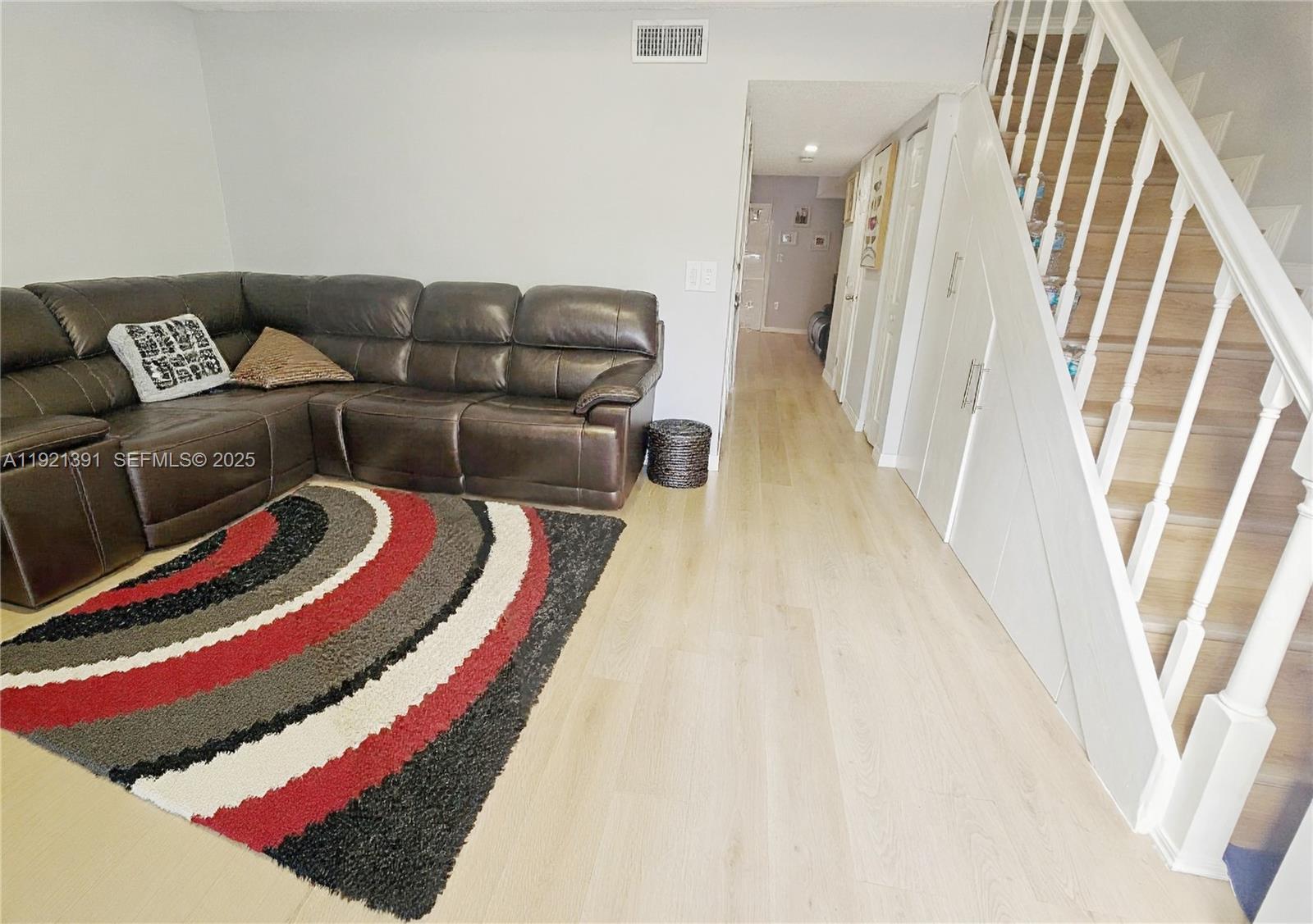 LAGUNA CONDO - Residential Lease