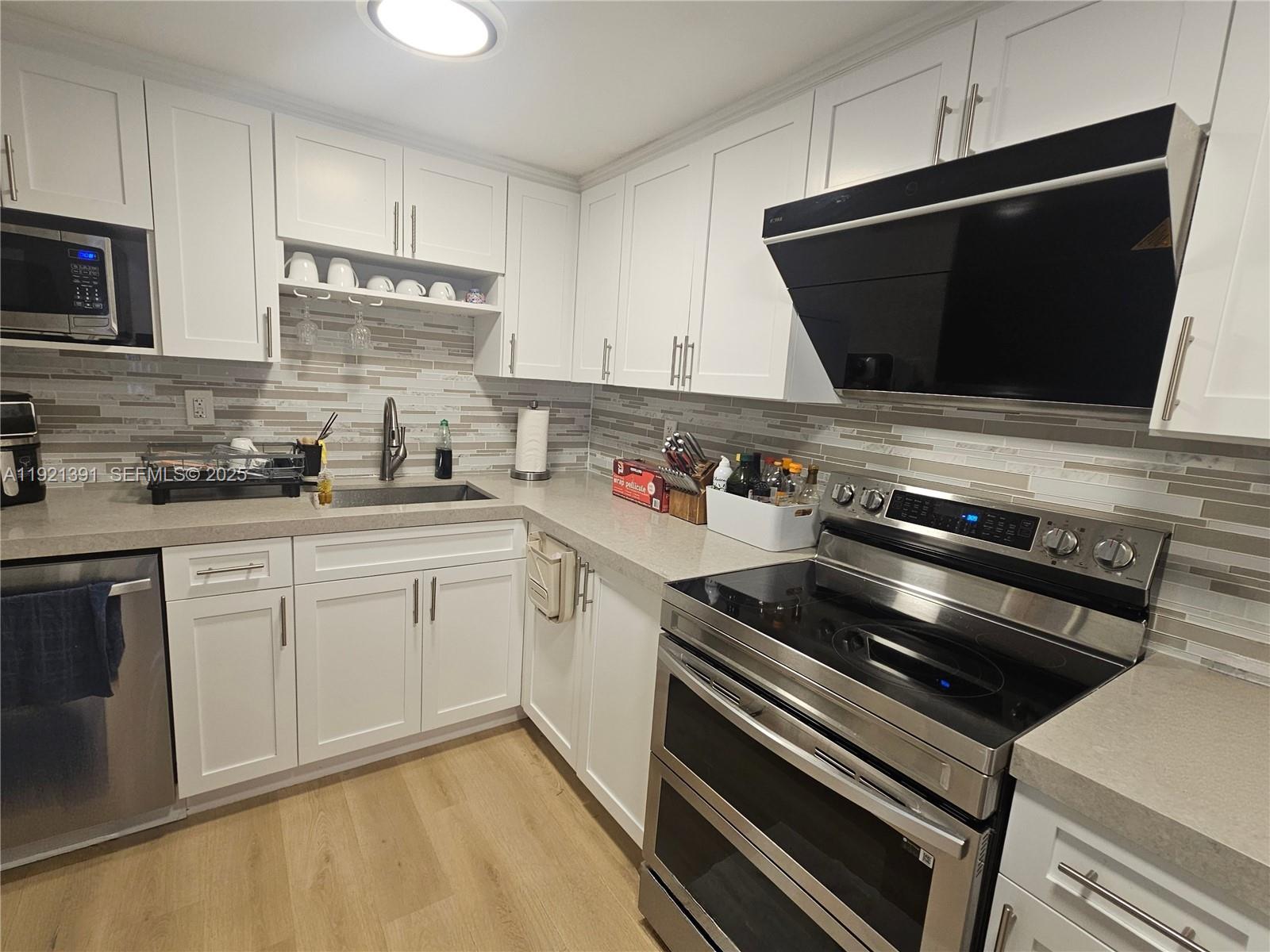 LAGUNA CONDO - Residential Lease