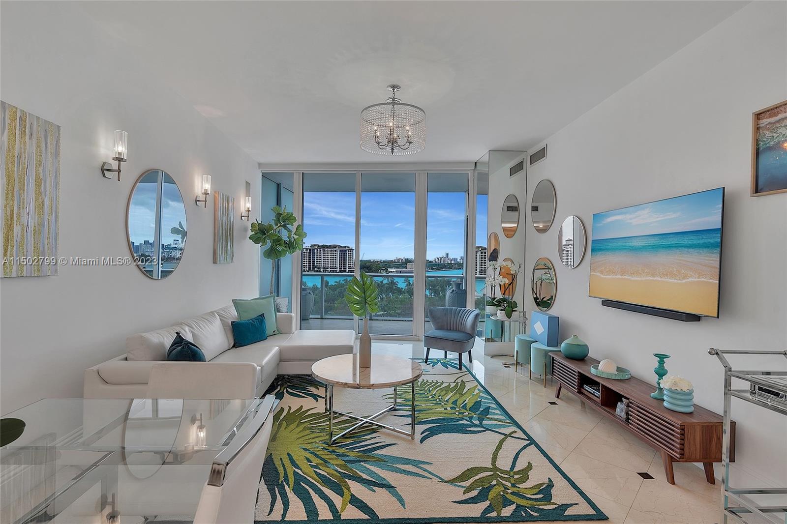 CONTINUUM ON SOUTH BEACH - Residential