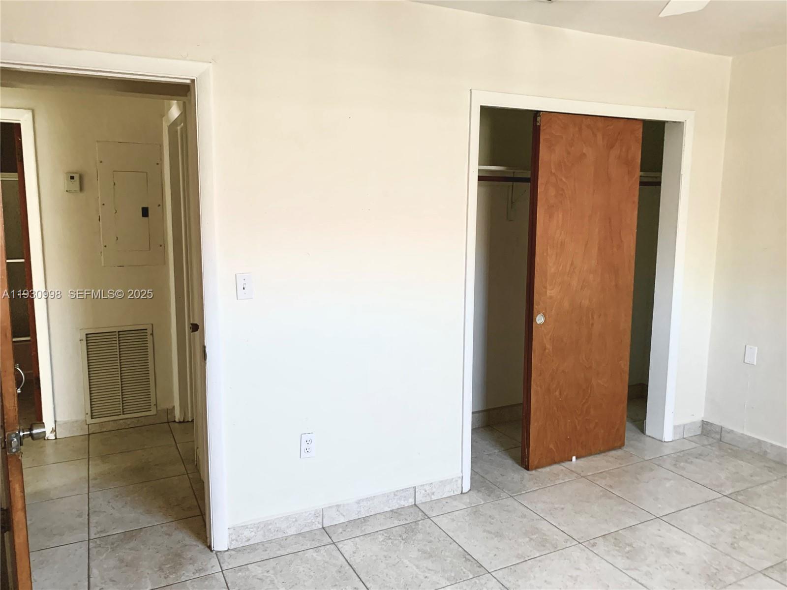 HARDING HEIGHTS - Residential Lease