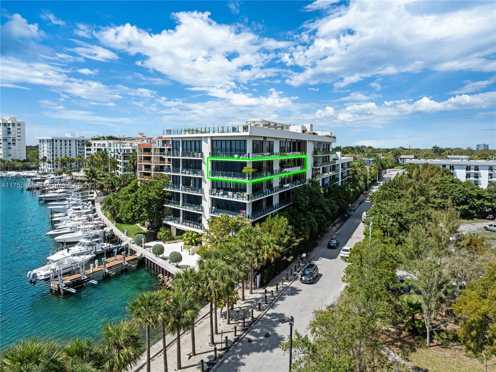 BRICKELLS FLAGLER - Residential