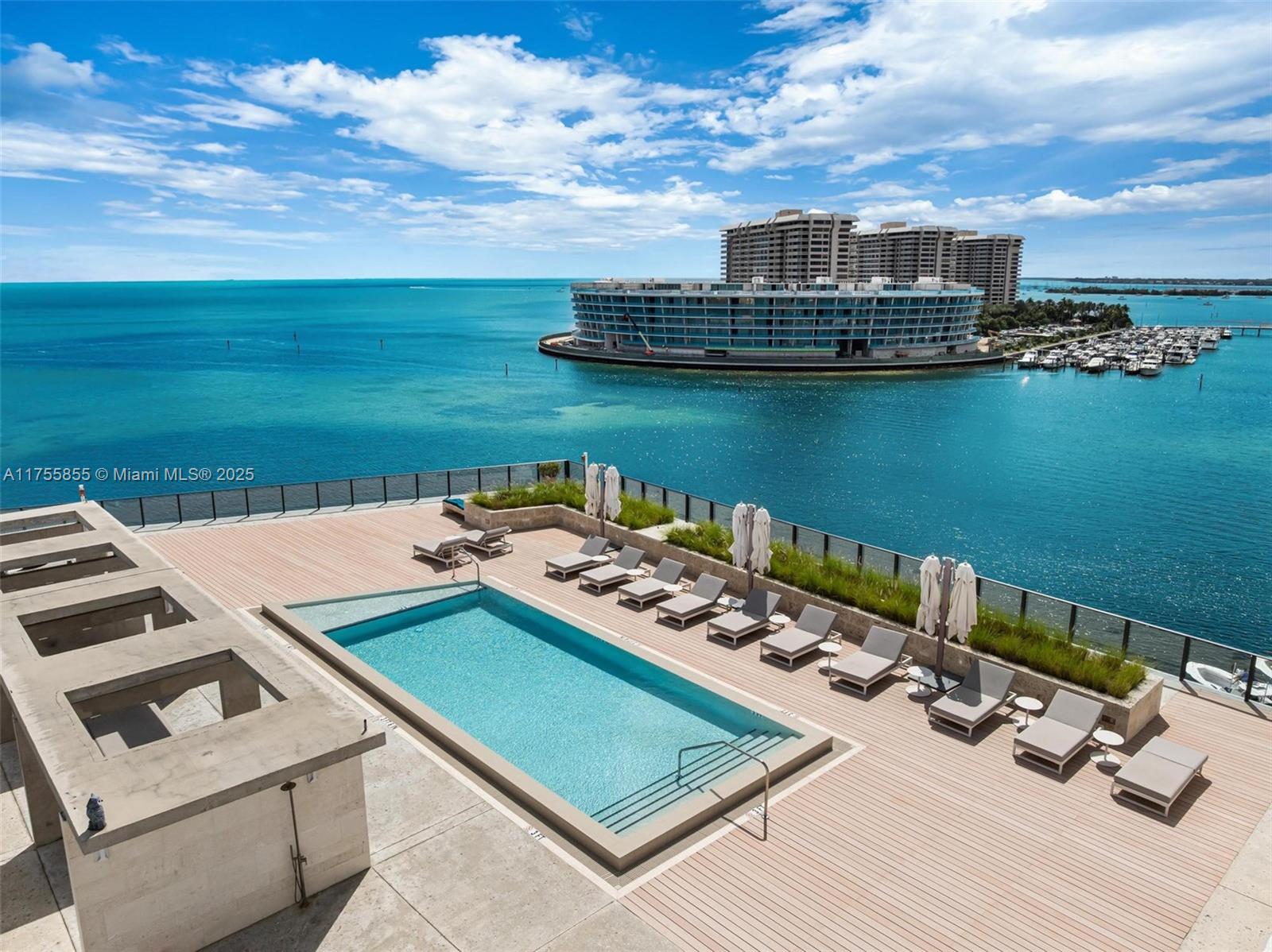 BRICKELLS FLAGLER - Residential