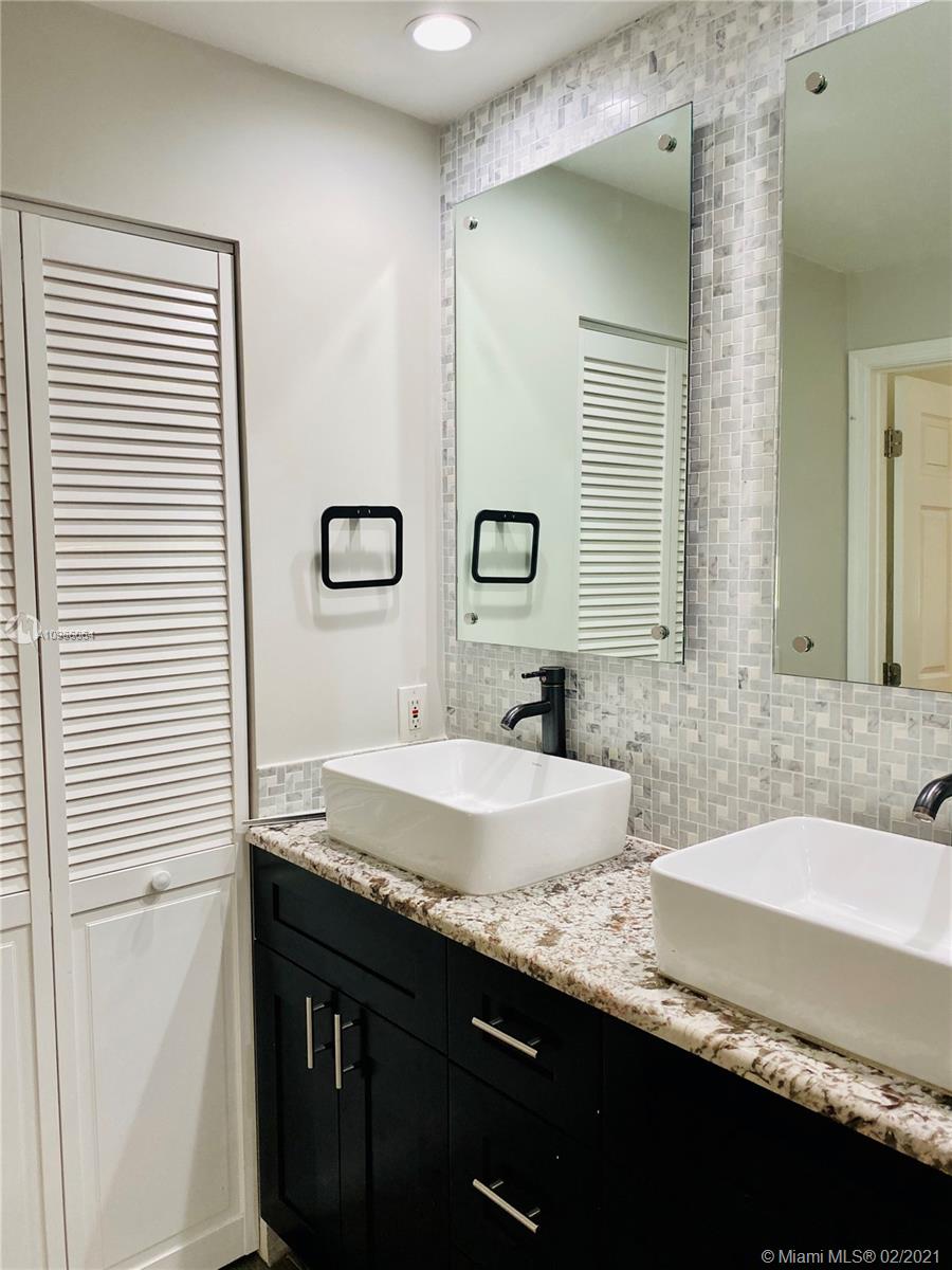 VILG HOMES COUNTRY WALK C - Residential