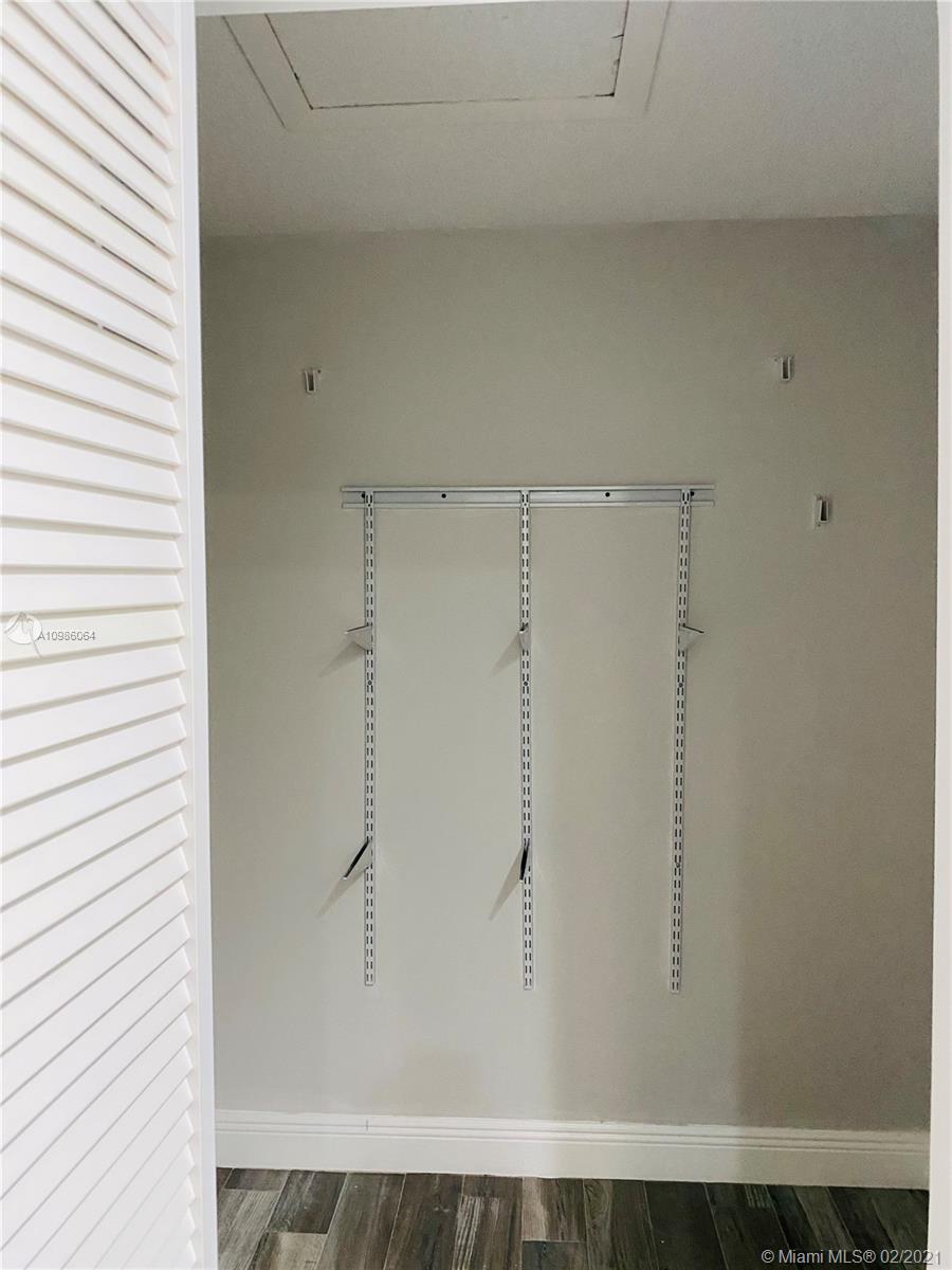 VILG HOMES COUNTRY WALK C - Residential