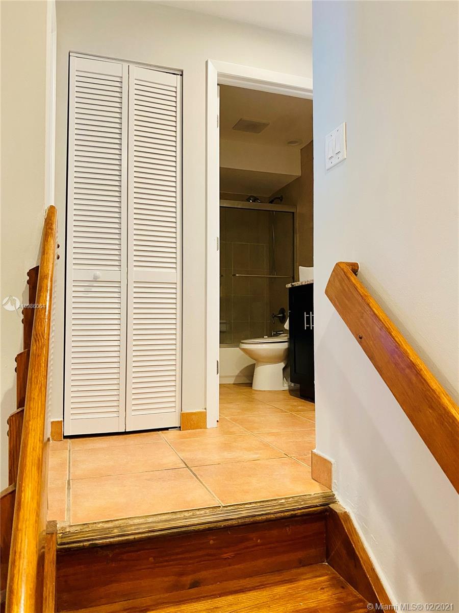 VILG HOMES COUNTRY WALK C - Residential