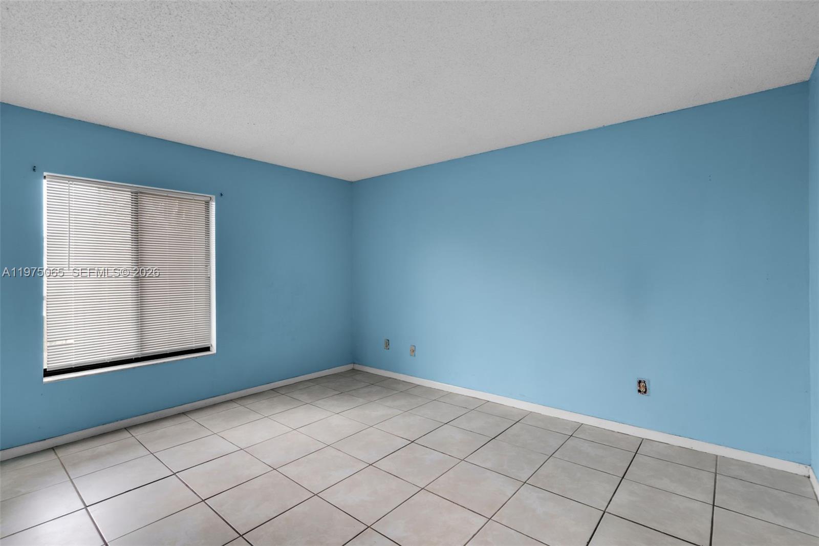 FOX CHASE CONDO #1 - Residential