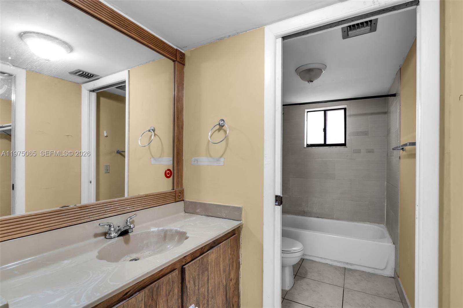 FOX CHASE CONDO #1 - Residential