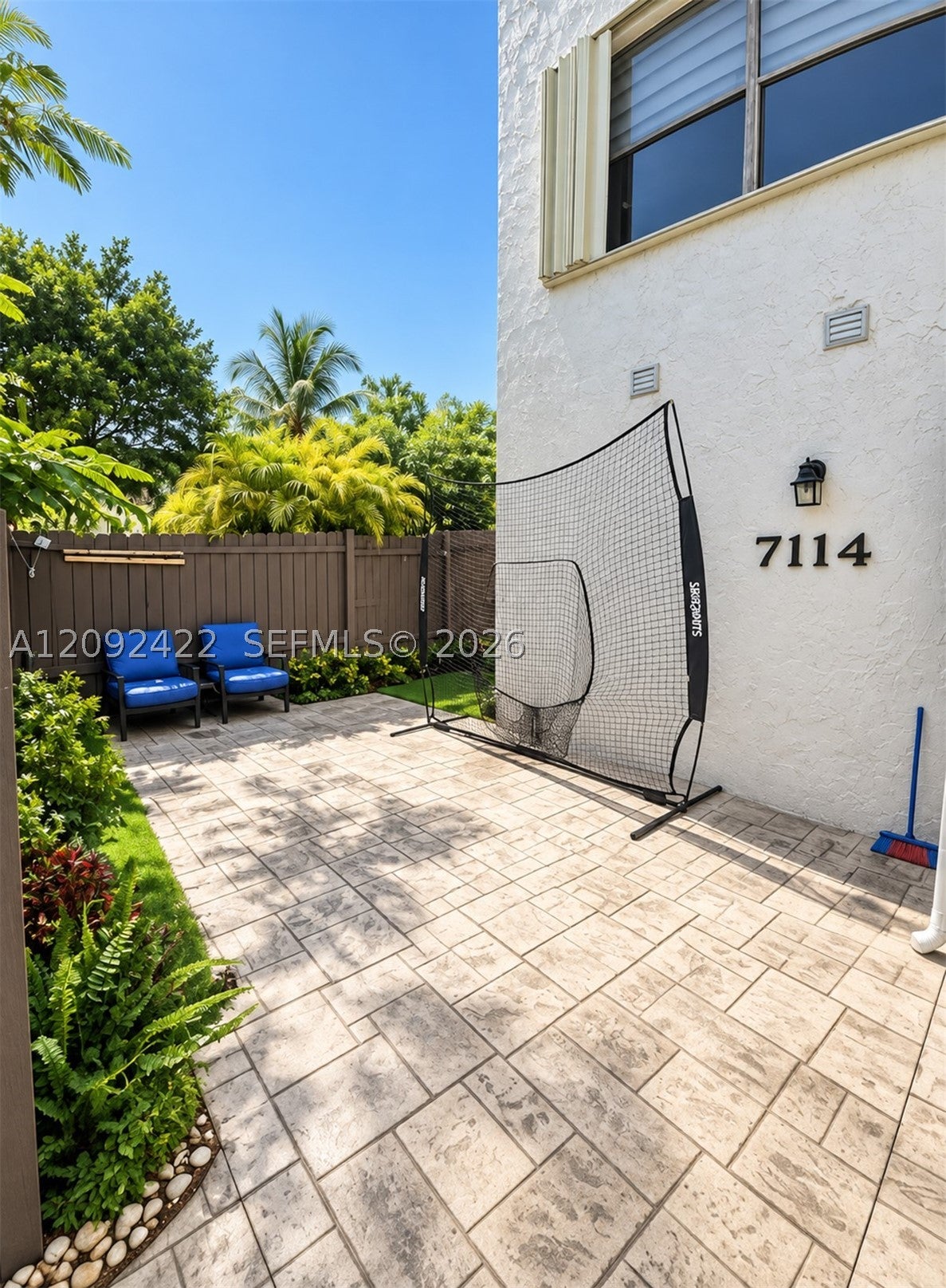 7114 SW 113th Ave