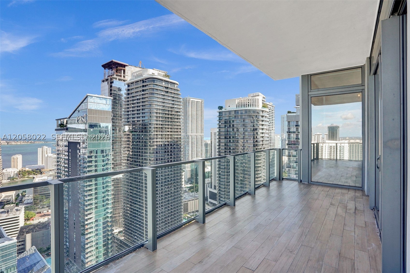 88 SW 7th St 4011