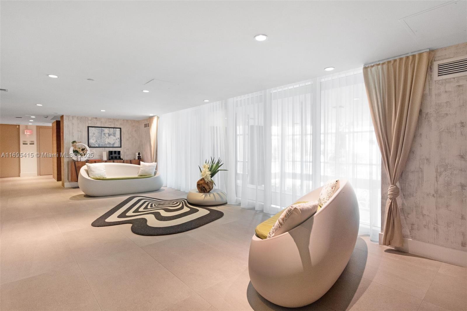 LE JARDIN HOUSE CONDO - Residential