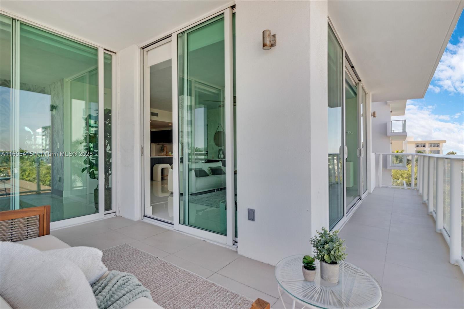 LE JARDIN HOUSE CONDO - Residential