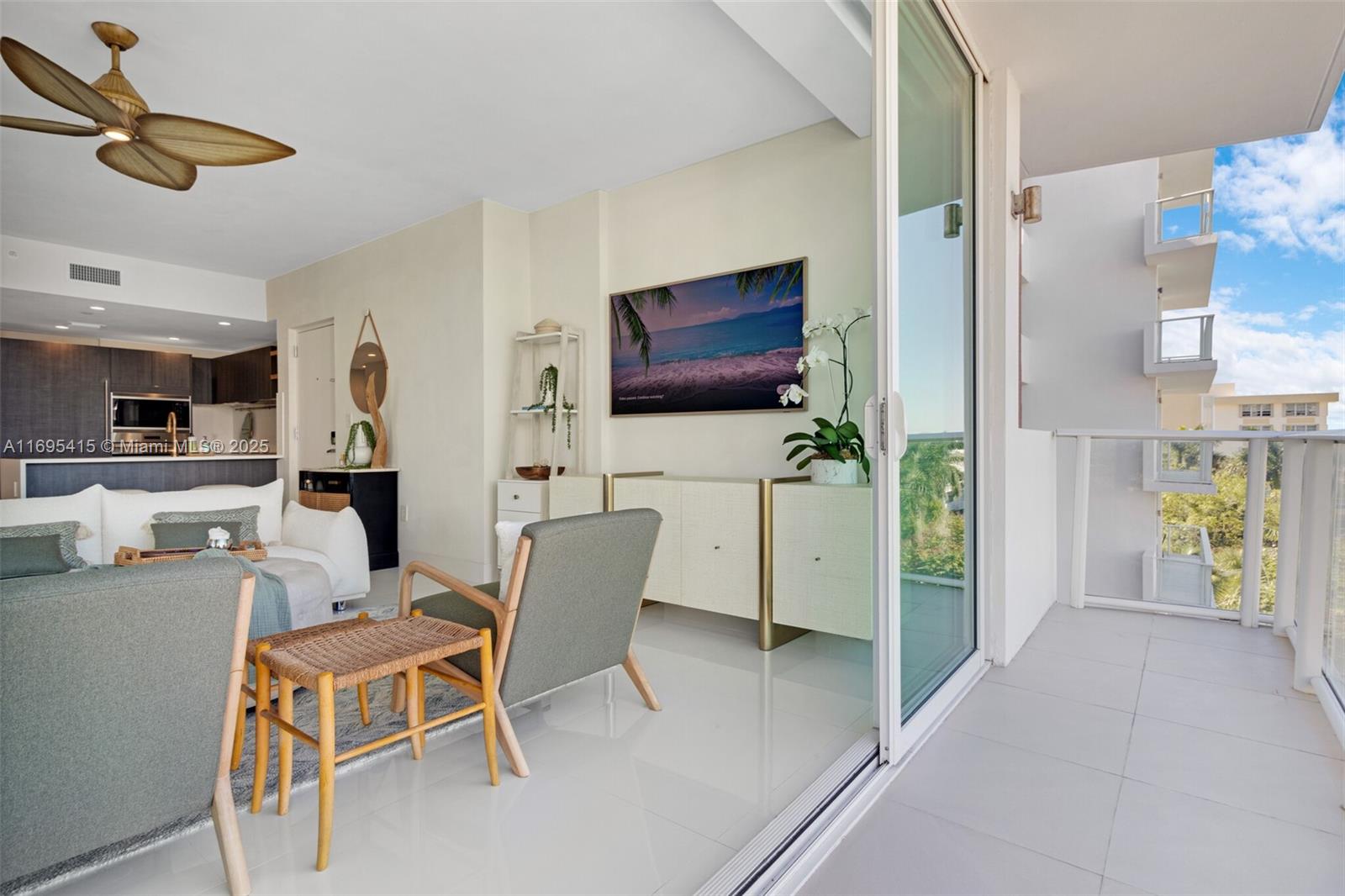 LE JARDIN HOUSE CONDO - Residential
