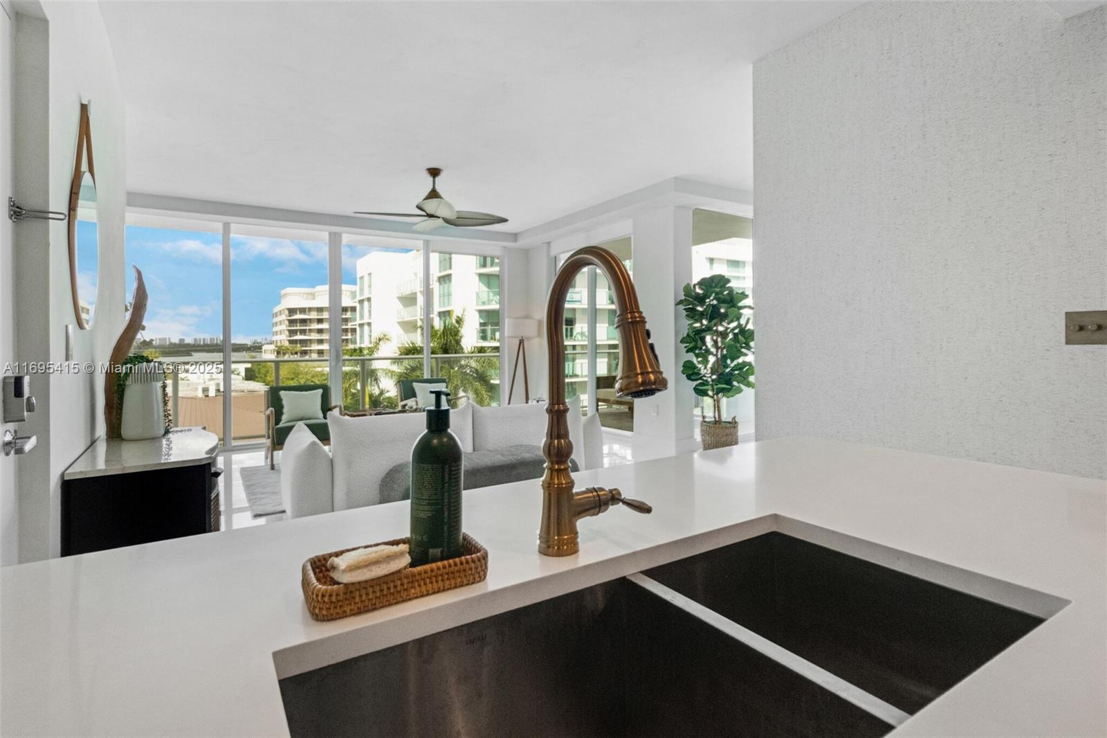 LE JARDIN HOUSE CONDO - Residential