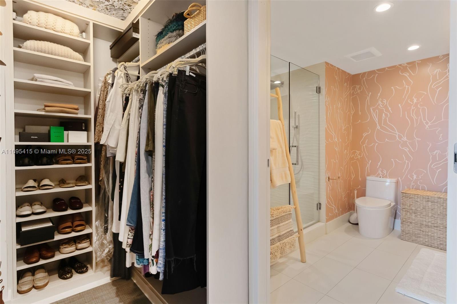 LE JARDIN HOUSE CONDO - Residential