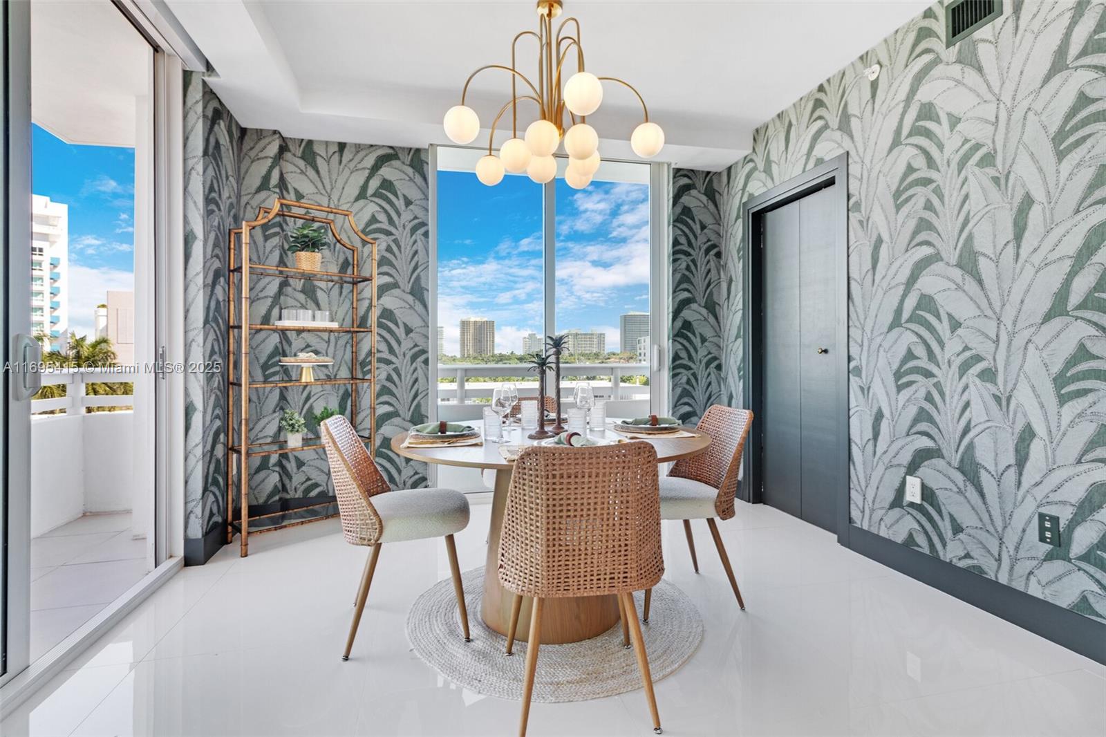 LE JARDIN HOUSE CONDO - Residential