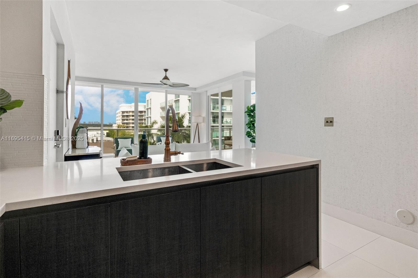 LE JARDIN HOUSE CONDO - Residential