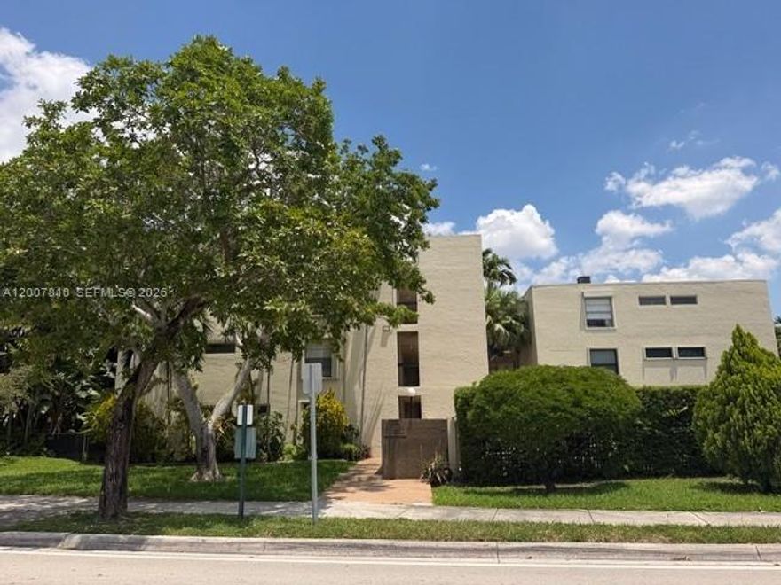 Miami Springs most in-demand condominium building. Two-bedroom, two-bathroom unit with updates. New rules allow one-year rentals. Great location near the golf course and all the charm of Miami Springs. Access to all major expressways within a short distance, including the new soccer stadium.