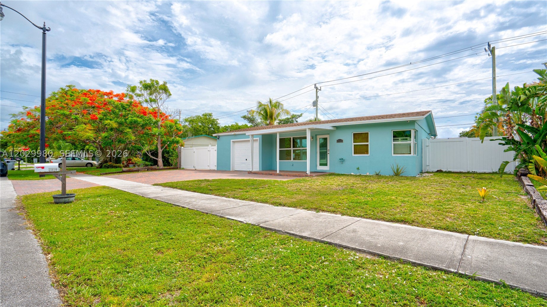 2510 NE 9th Ave