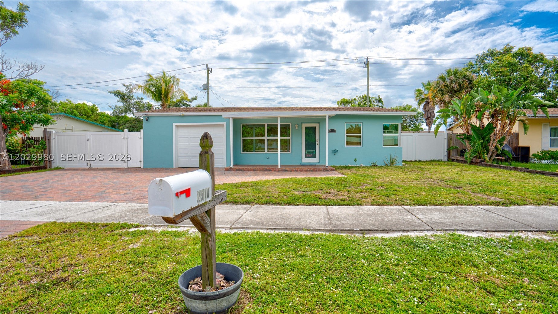 2510 NE 9th Ave
