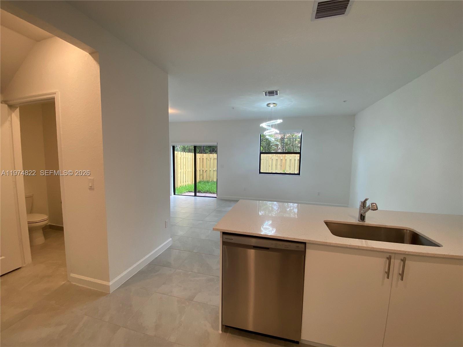 UNITED STATES POSTAL - Residential Lease