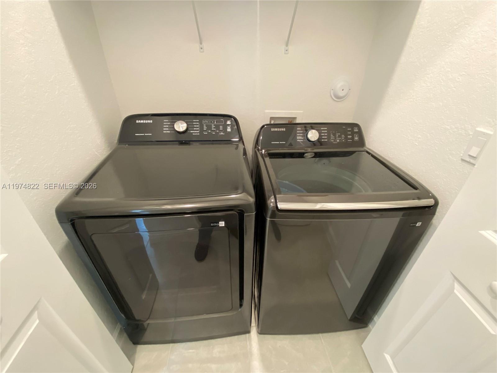 UNITED STATES POSTAL - Residential Lease