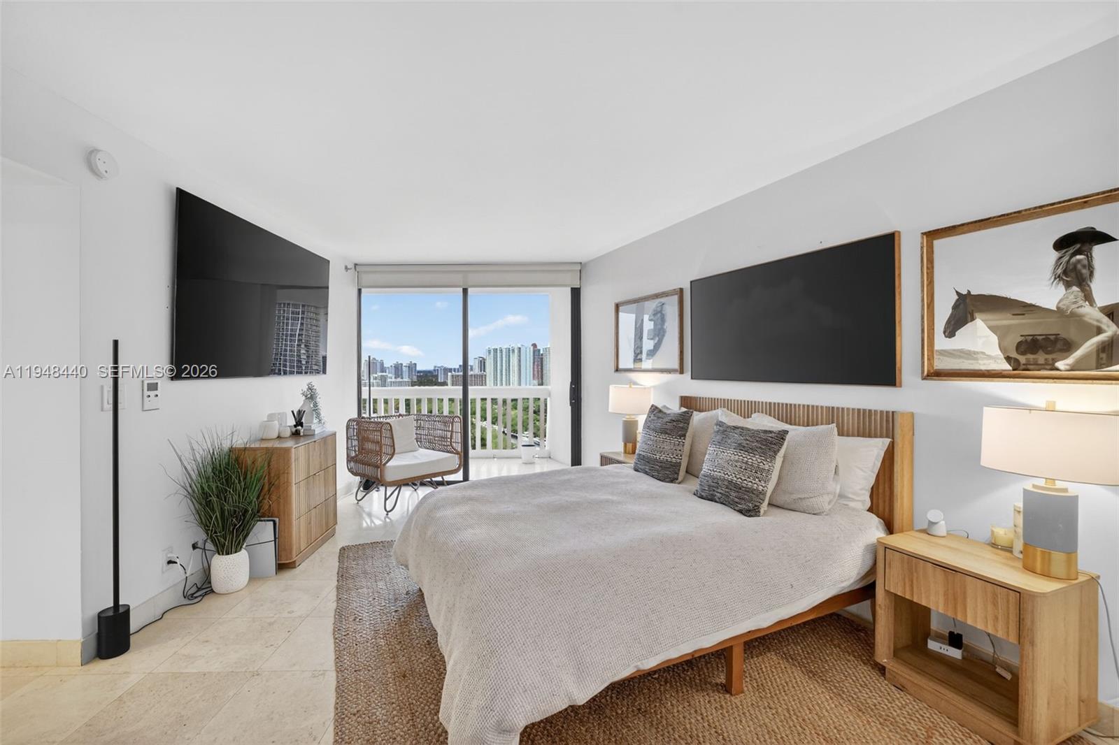 1000 ISL BLVD WILLIAMS IS - Residential