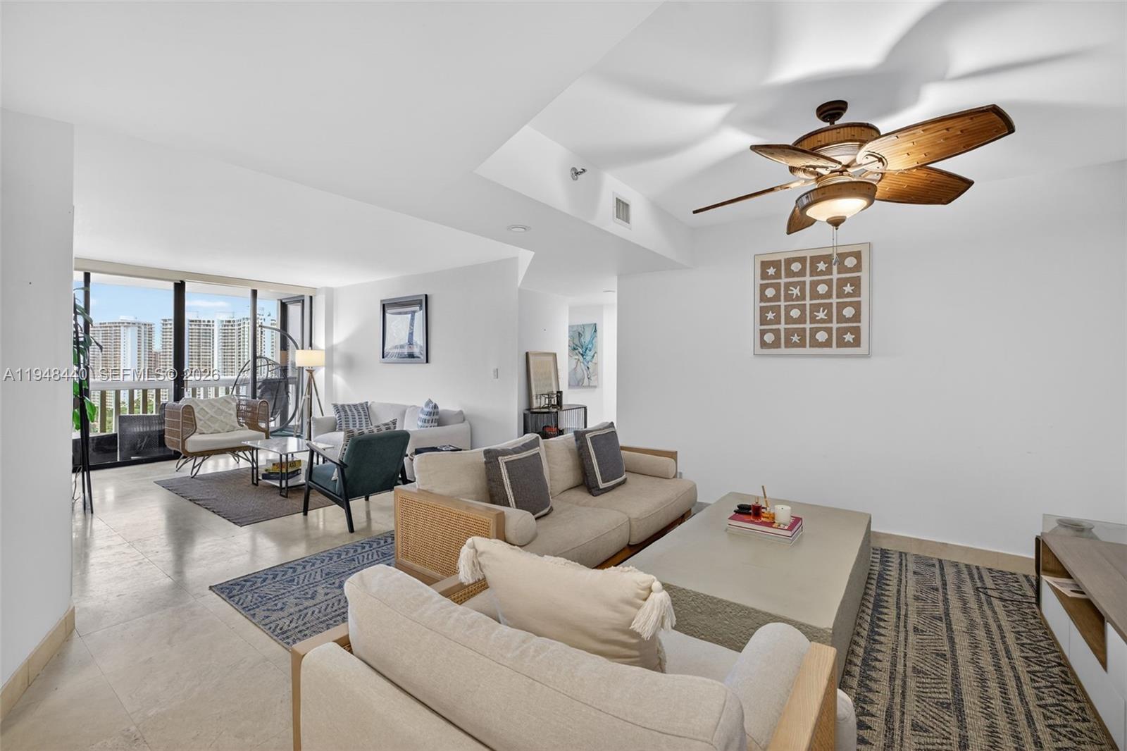 1000 ISL BLVD WILLIAMS IS - Residential