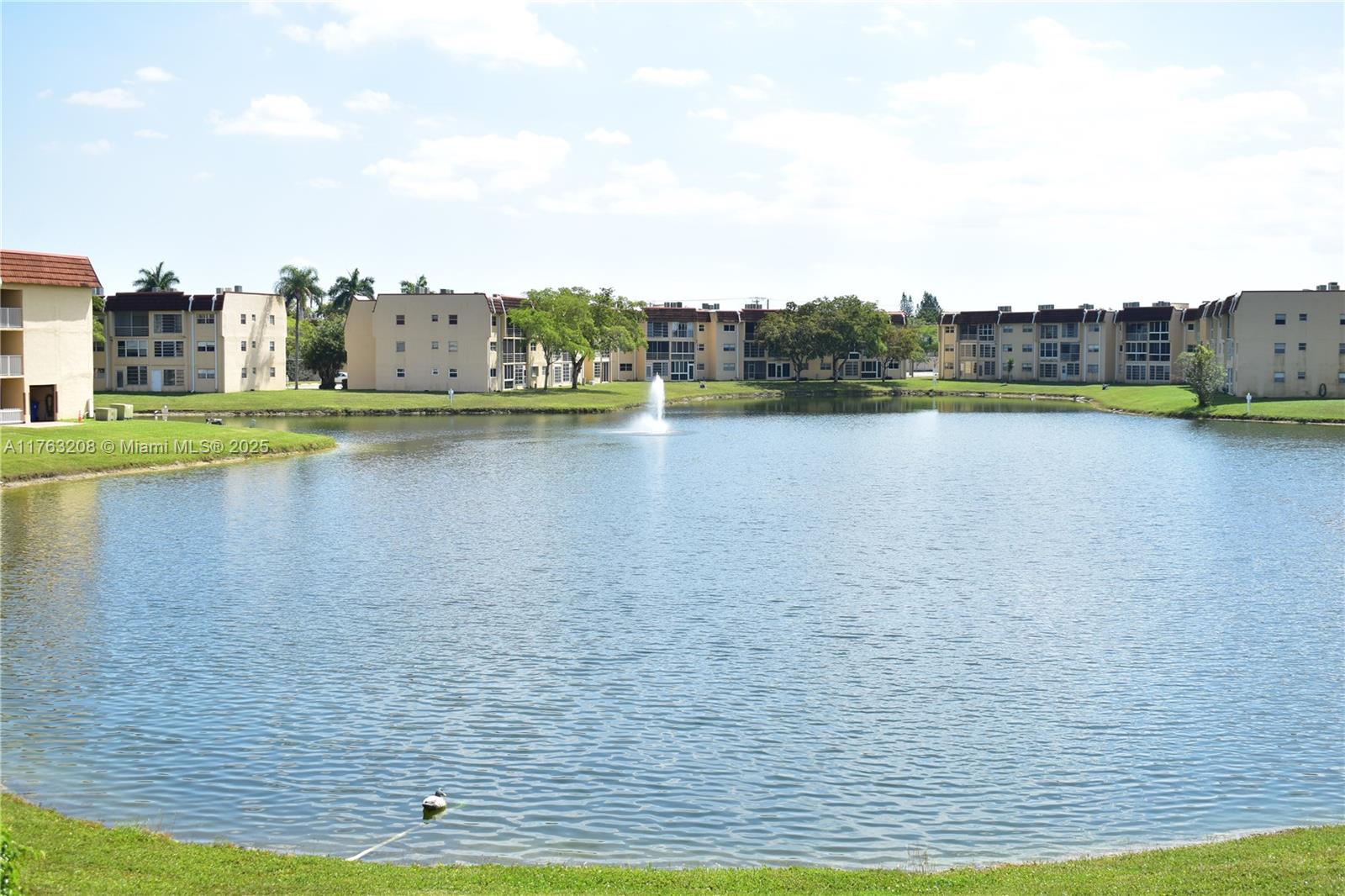 8920 Sunrise Lakes Blvd 208