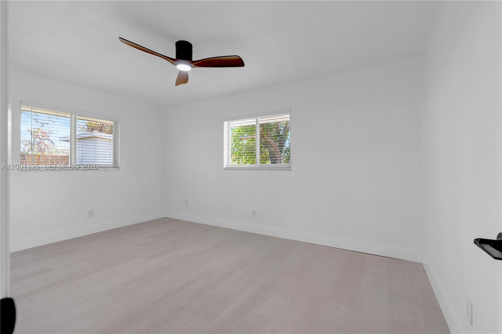 PAPAYA VILLAGE - Residential Lease