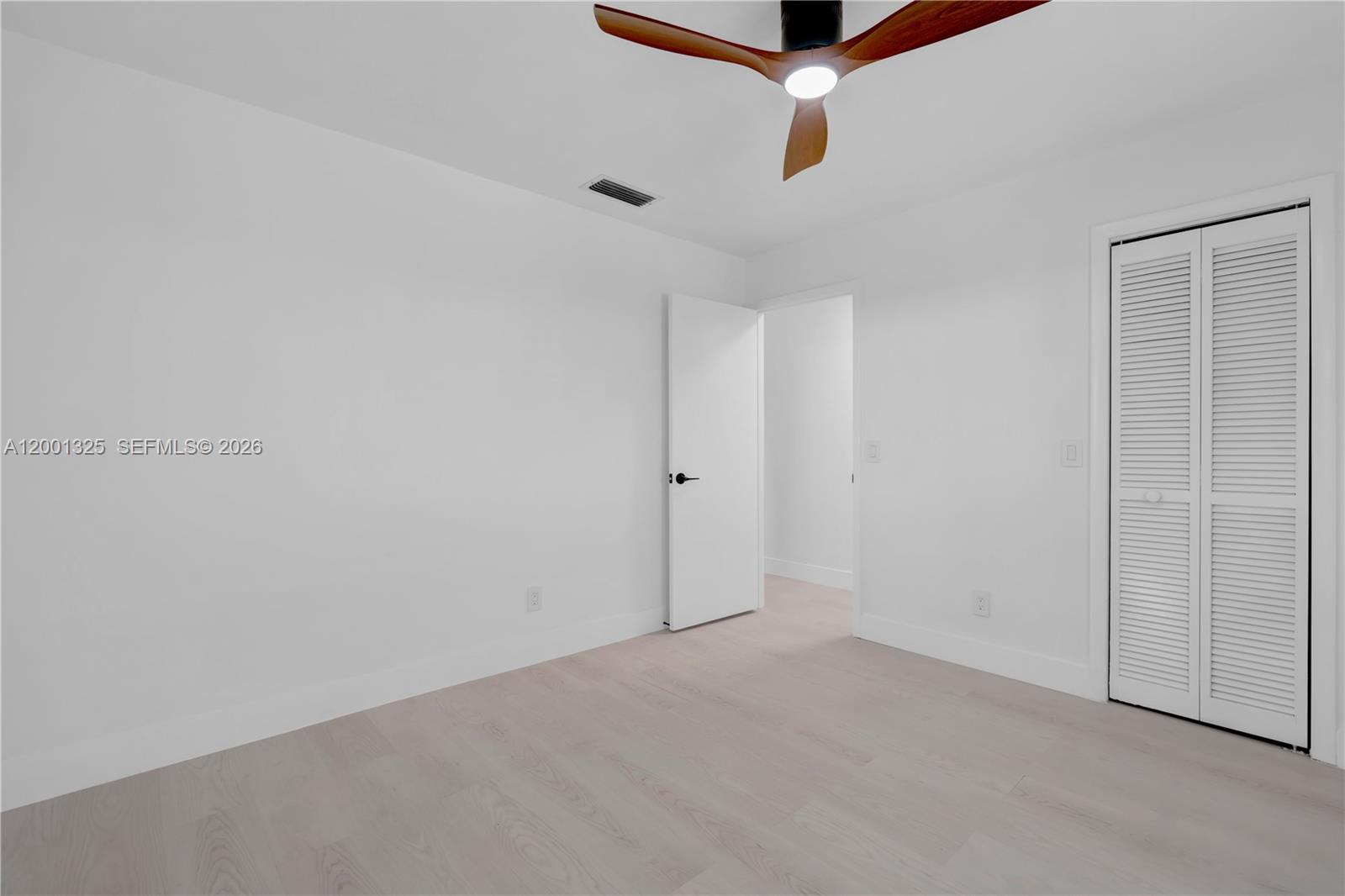 PAPAYA VILLAGE - Residential Lease