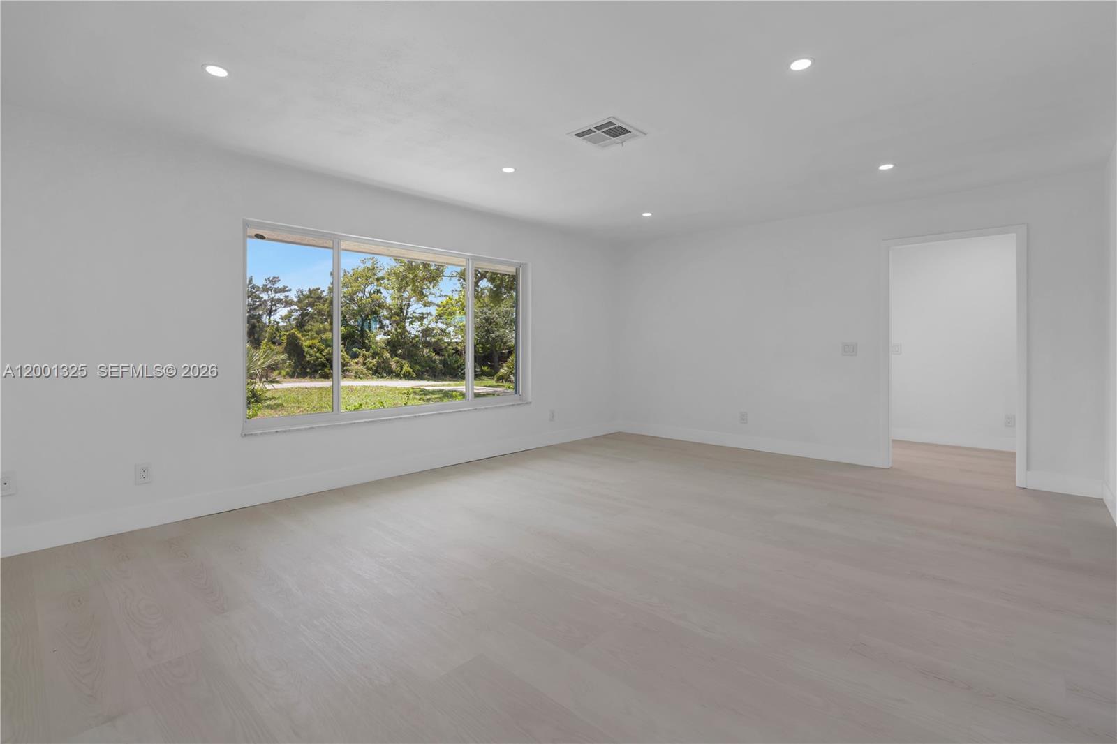 PAPAYA VILLAGE - Residential Lease