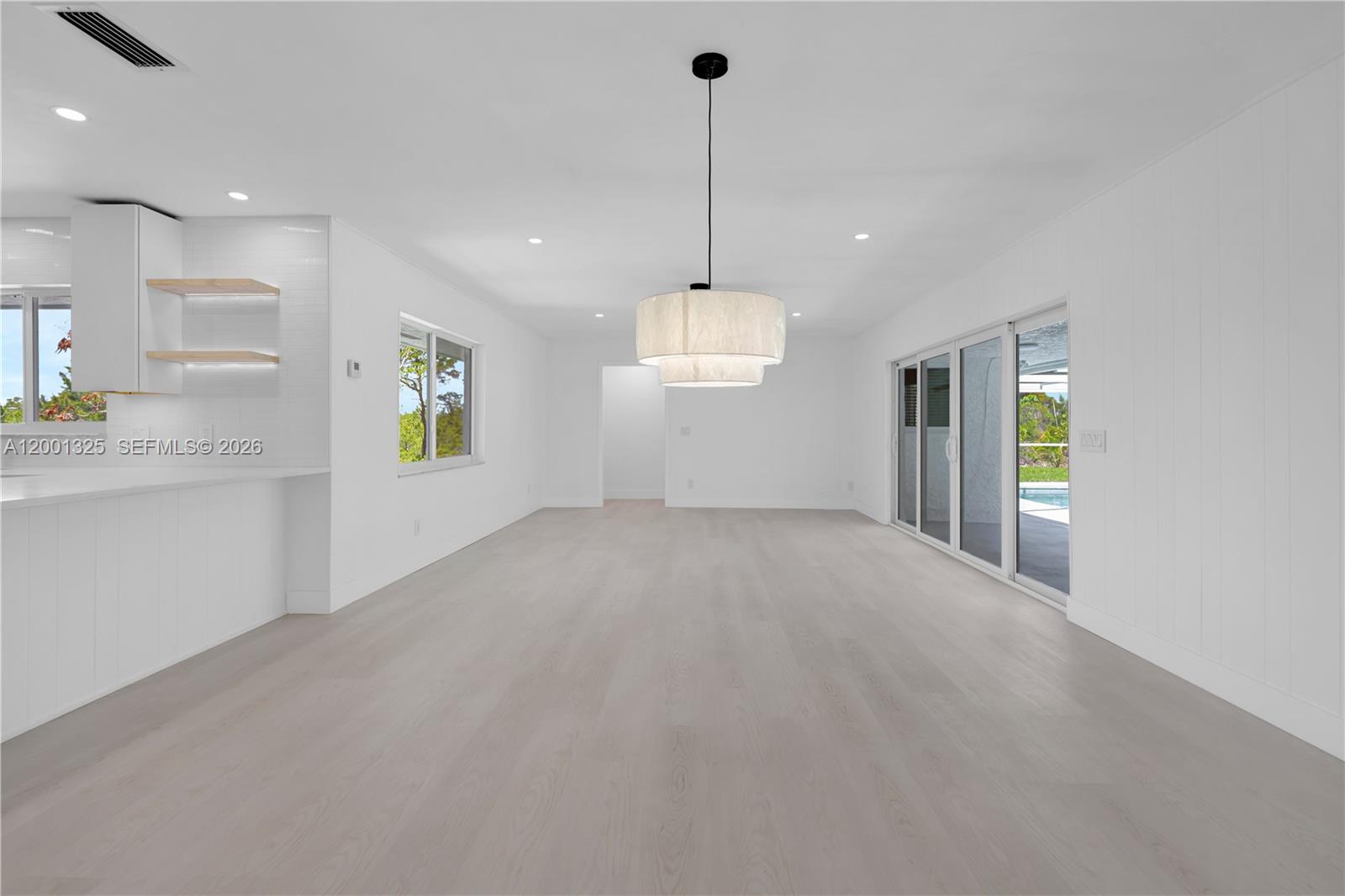 PAPAYA VILLAGE - Residential Lease