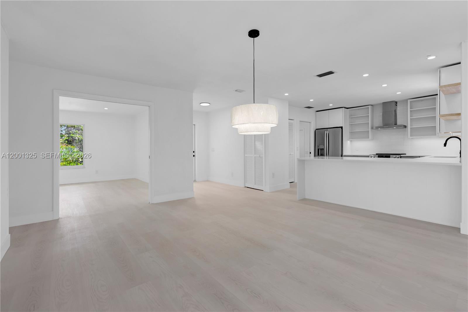 PAPAYA VILLAGE - Residential Lease