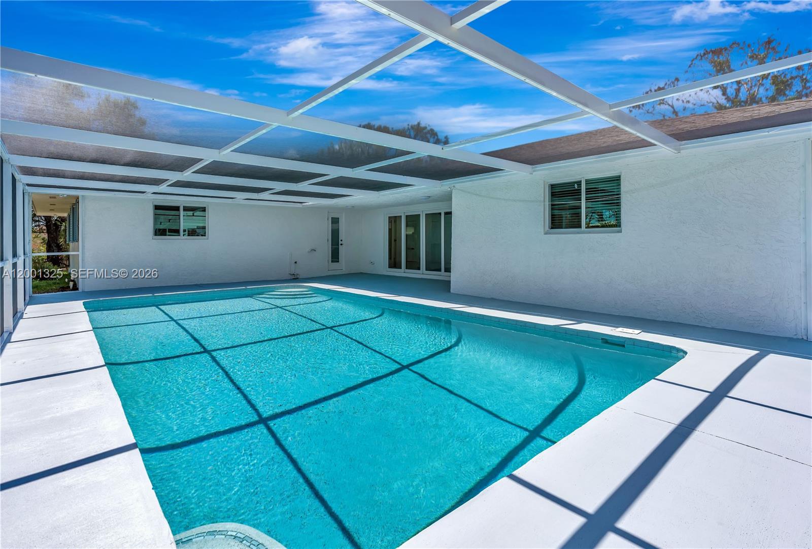 PAPAYA VILLAGE - Residential Lease