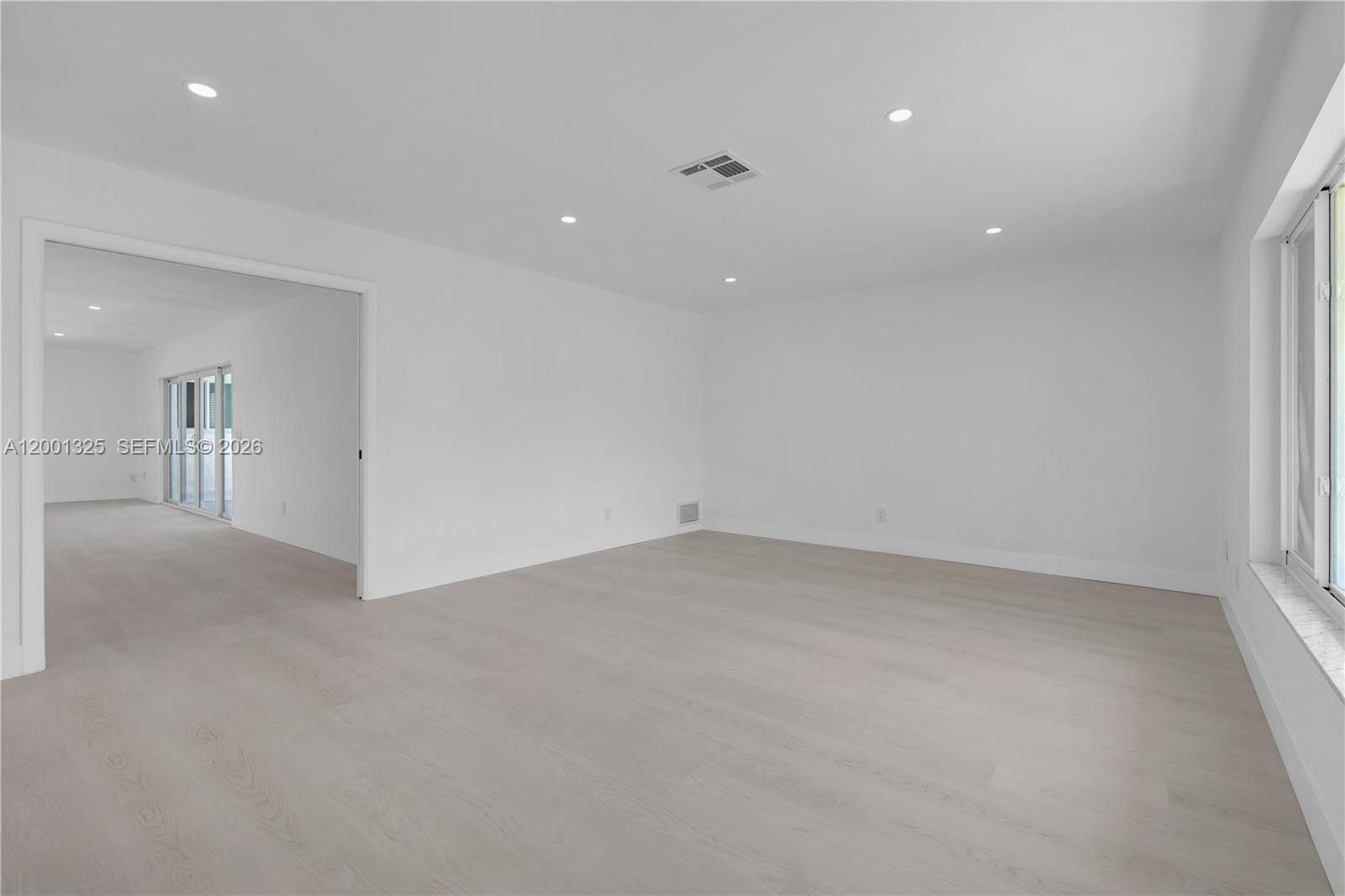 PAPAYA VILLAGE - Residential Lease