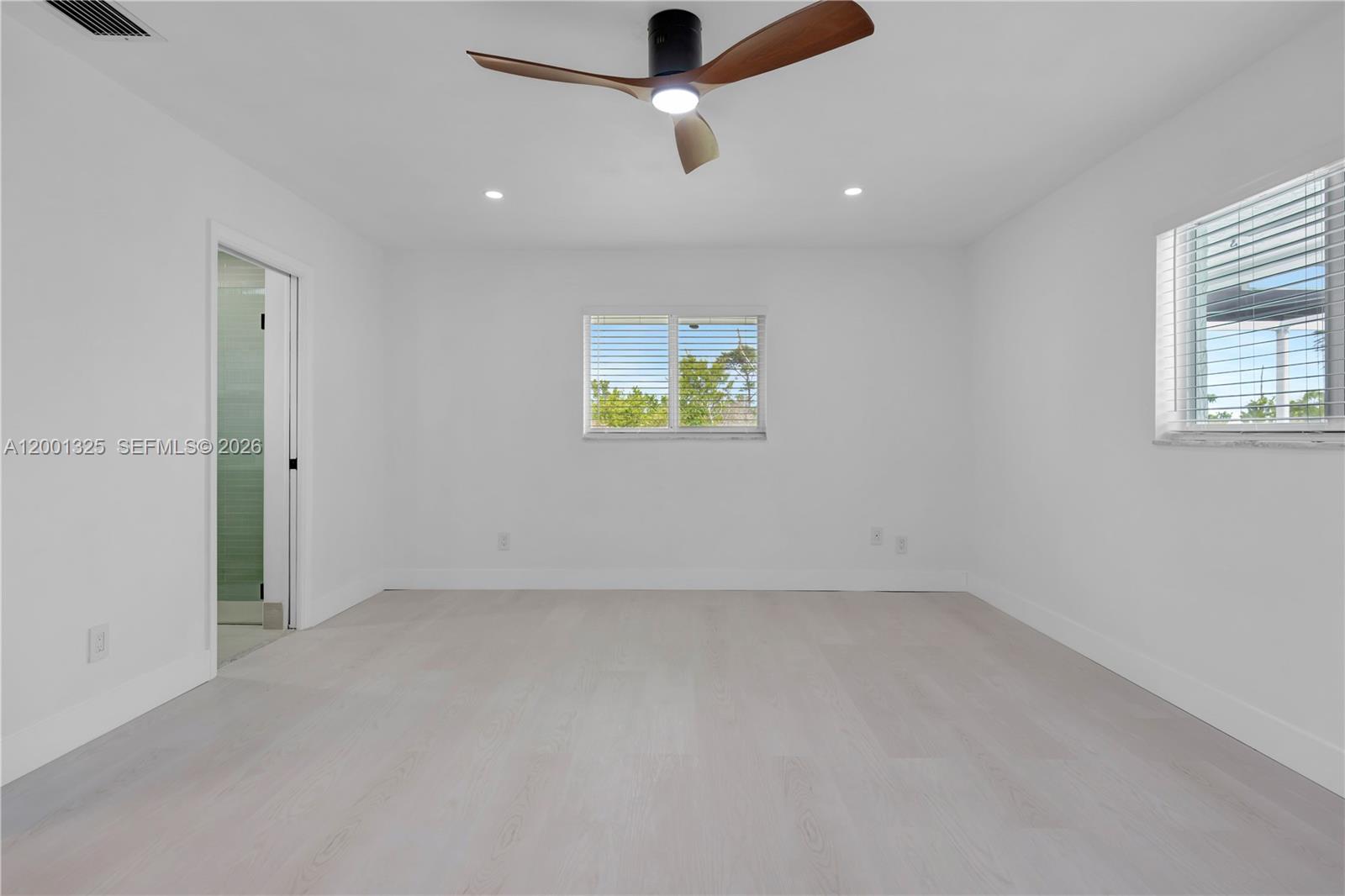 PAPAYA VILLAGE - Residential Lease