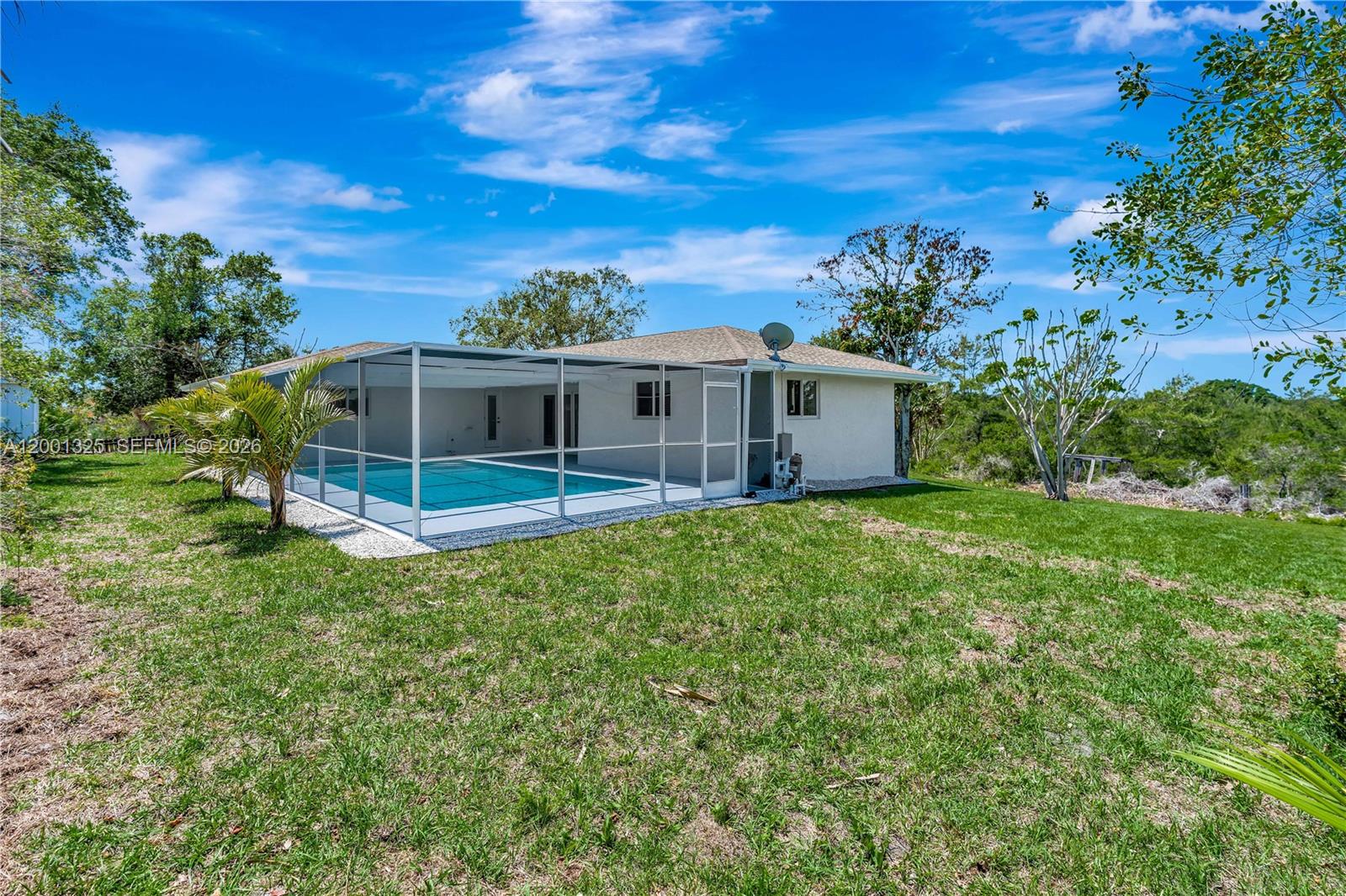 PAPAYA VILLAGE - Residential Lease