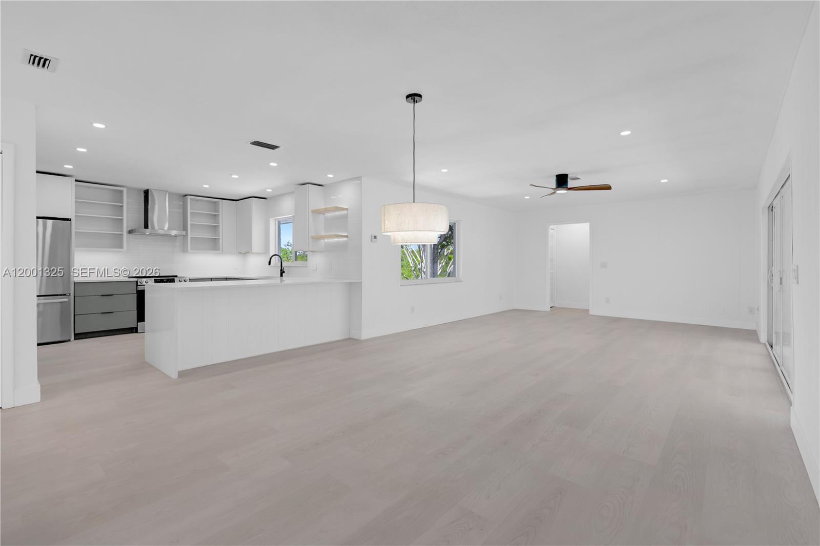 PAPAYA VILLAGE - Residential Lease