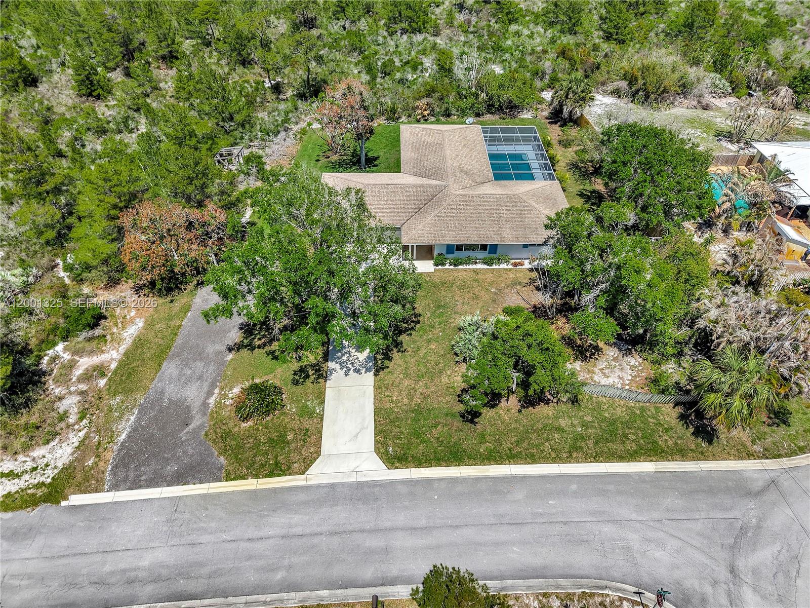 PAPAYA VILLAGE - Residential Lease