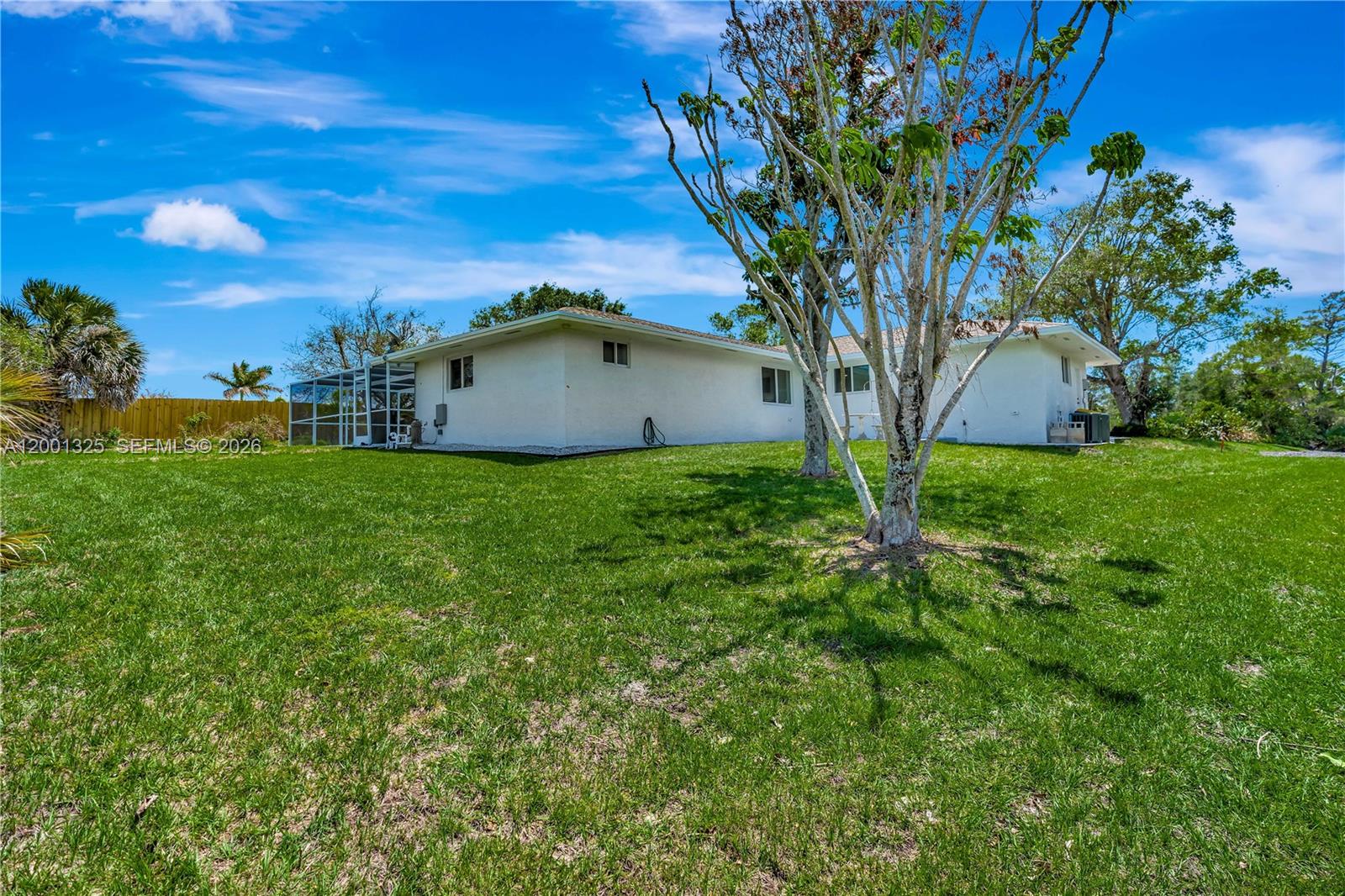 PAPAYA VILLAGE - Residential Lease