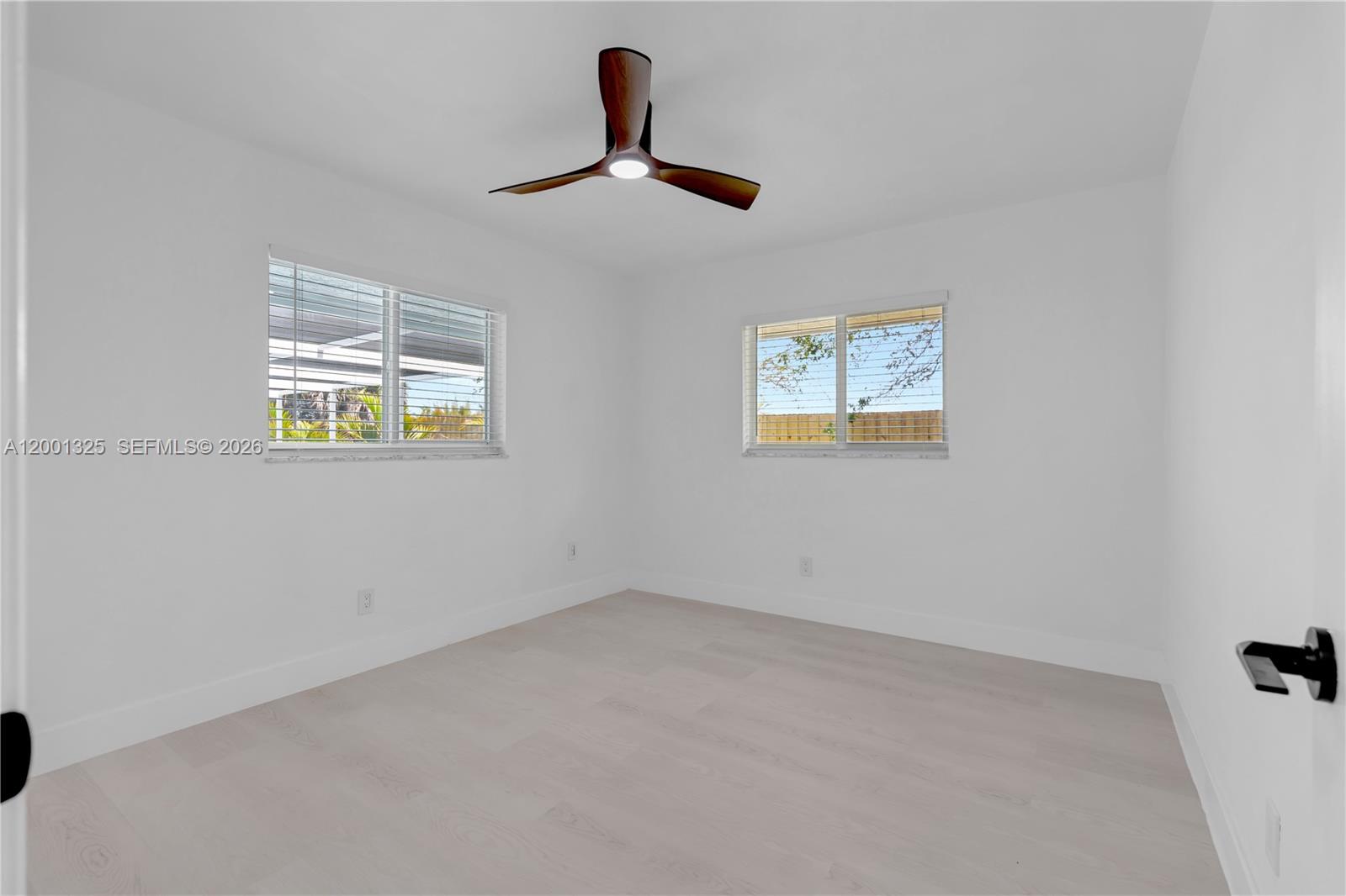 PAPAYA VILLAGE - Residential Lease