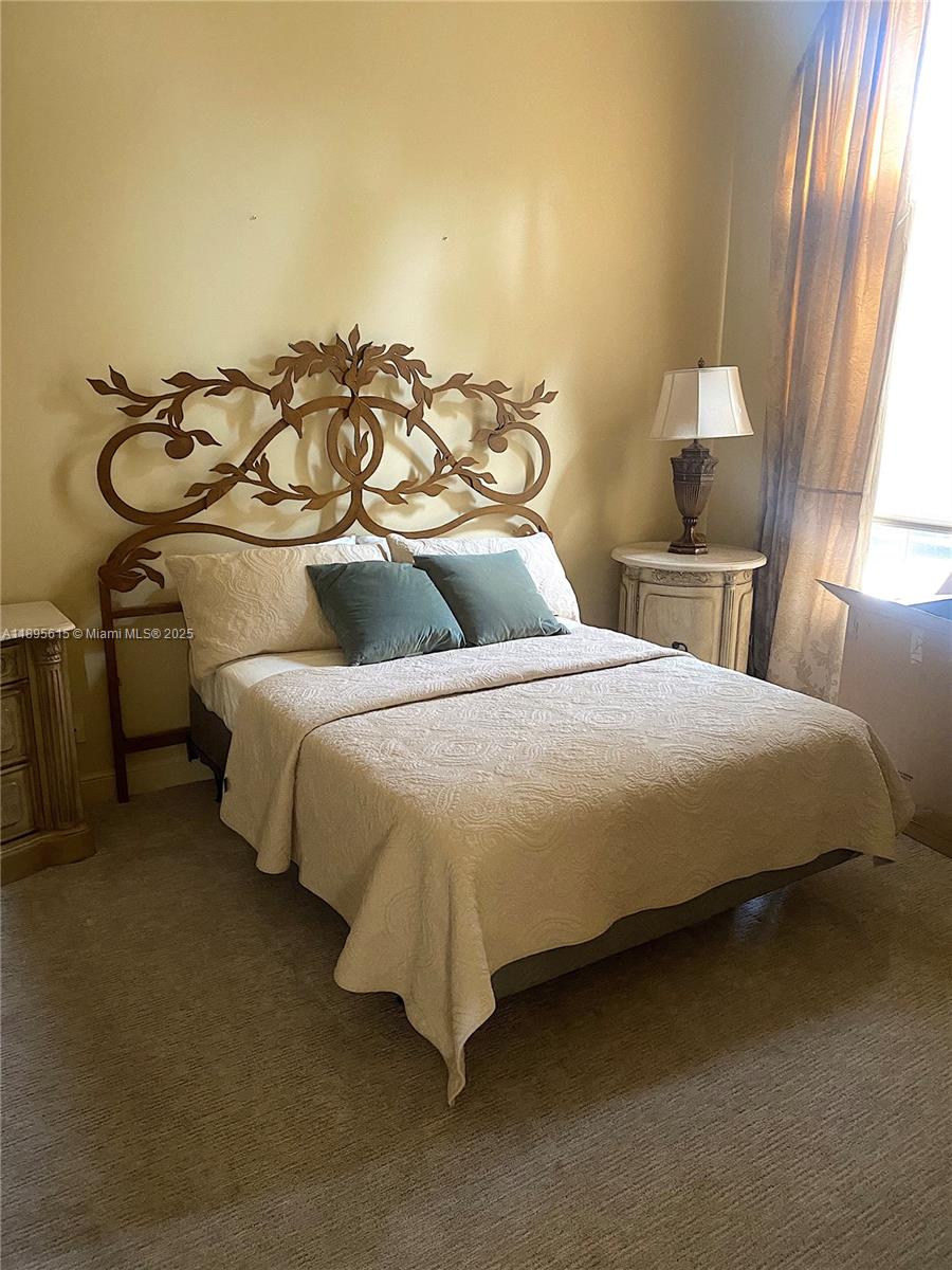 MIRASOL PAR 2 - Residential Lease