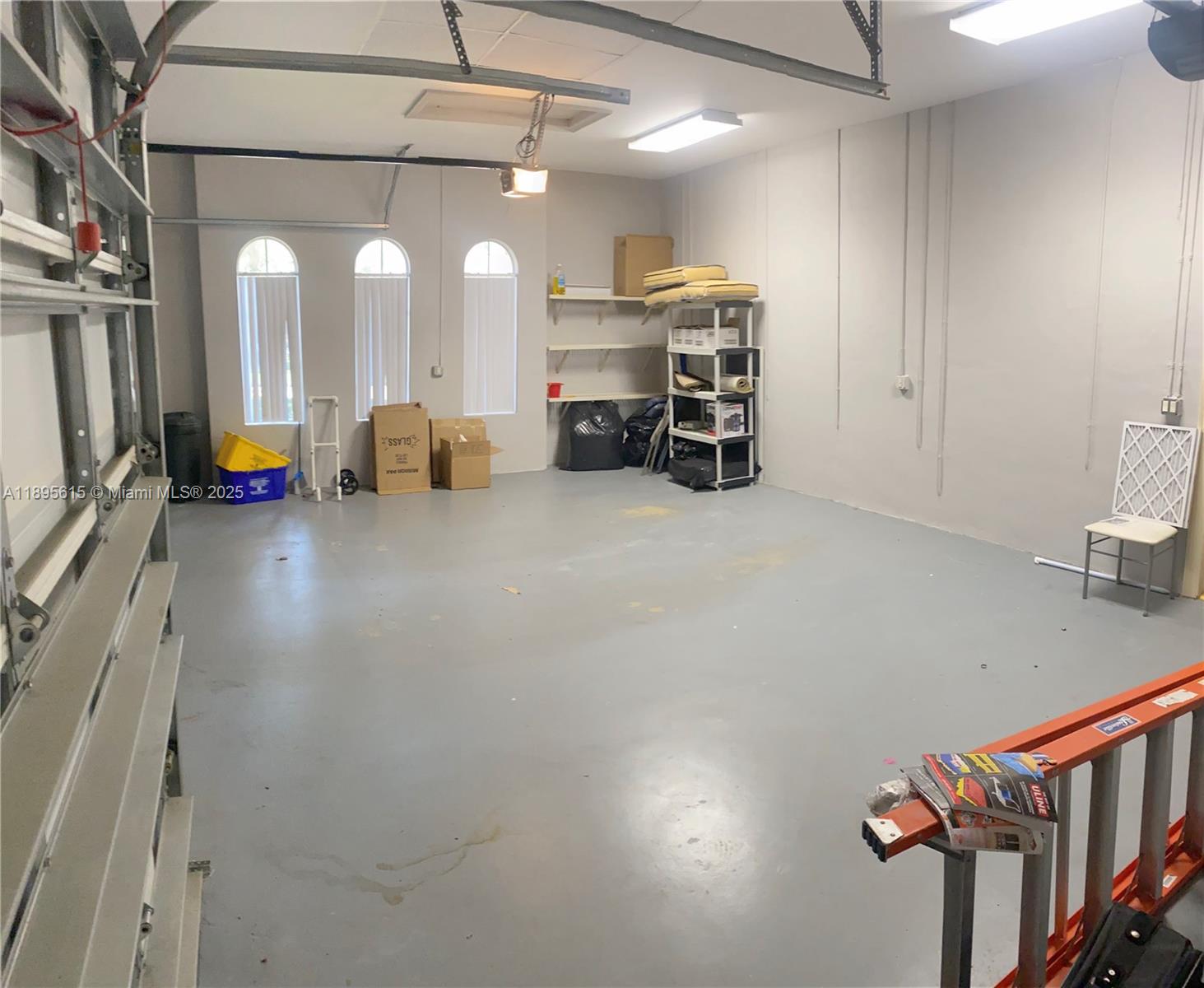 MIRASOL PAR 2 - Residential Lease