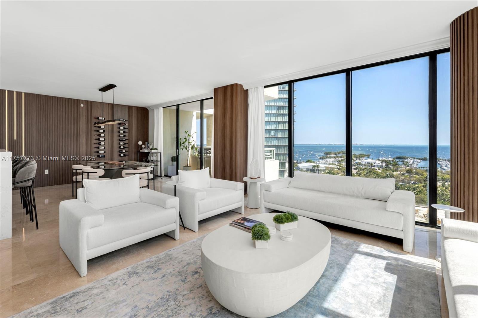 THE EXECUTIVE RESIDENCES - Residential