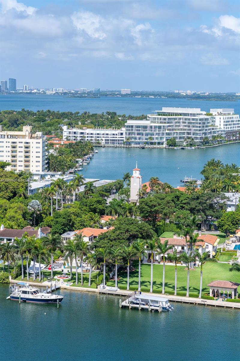 BLUE DIAMOND CONDO - Residential Lease