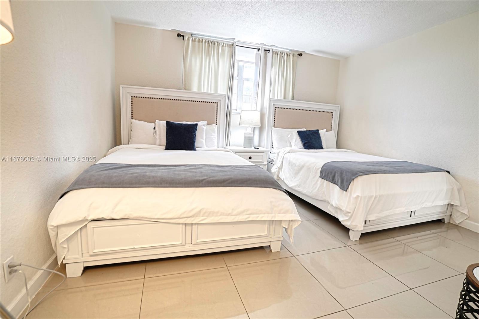 SIAN OCEAN RESIDENCES CON - Residential