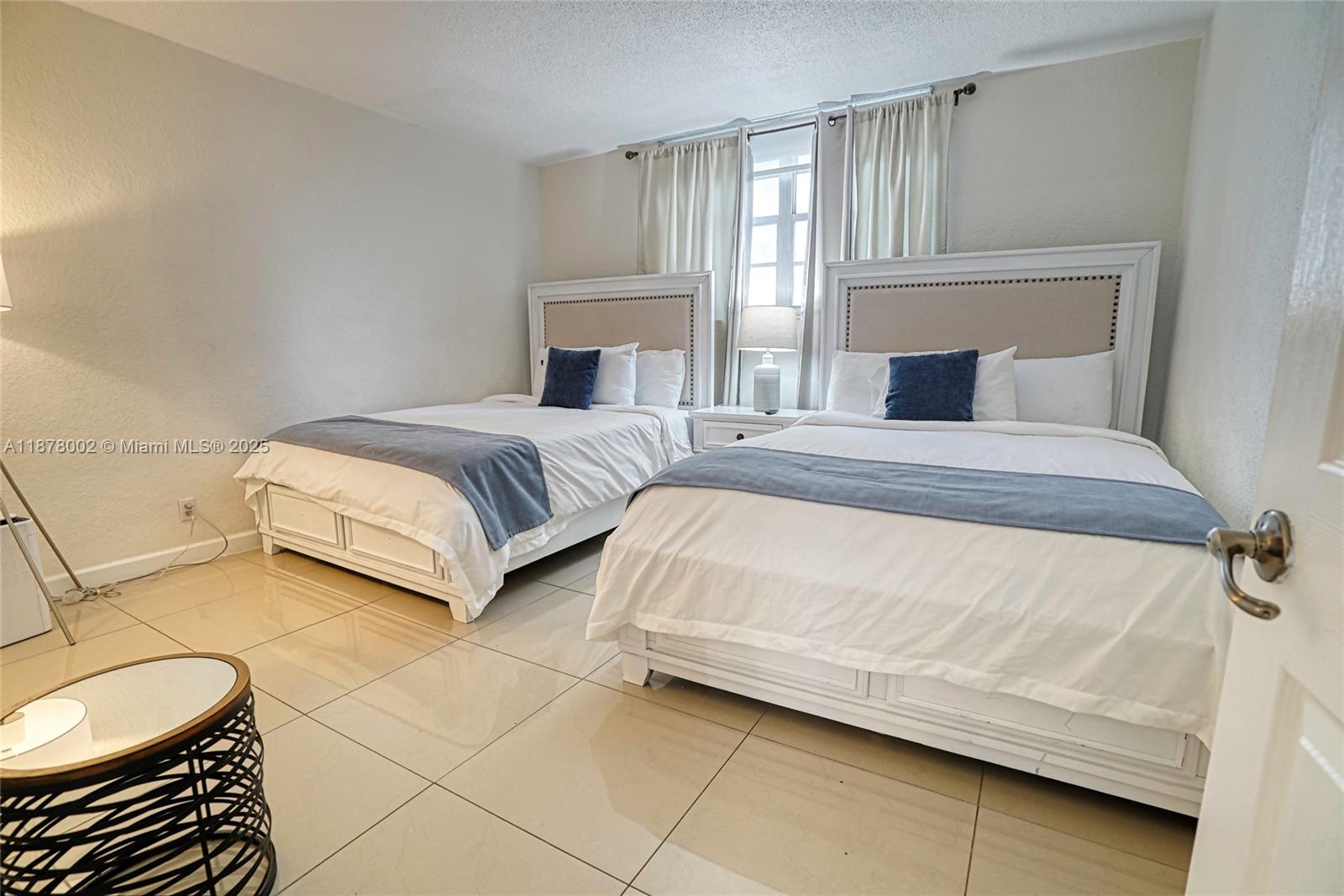 SIAN OCEAN RESIDENCES CON - Residential